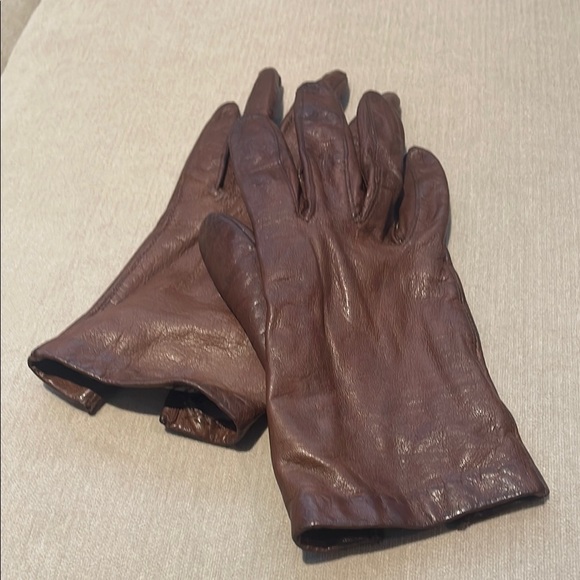 Vintage Lord & Taylor leather gloves - Picture 2 of 5